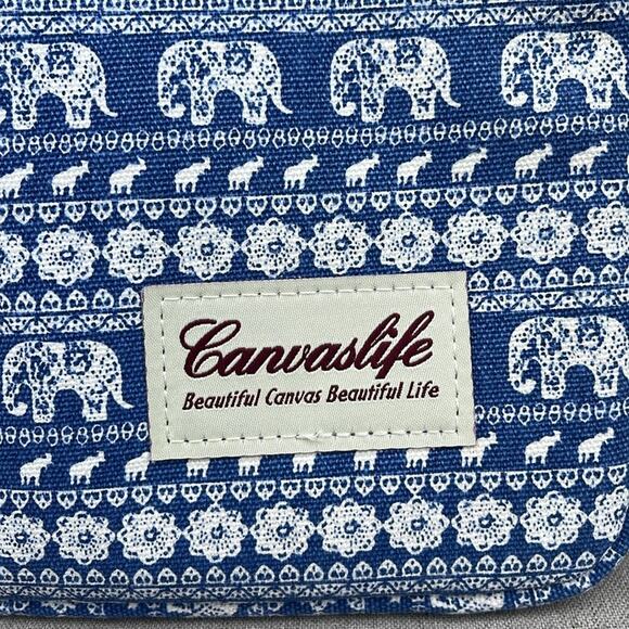 Canvas life Blue Elephant Print Laptop Sleeve 14" - Picture 3 of 10